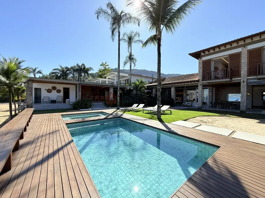 Casa de Condomínio com 6 quartos para alugar, 700m2 em Portogalo, Angra Dos Reis - RJ - imagem 8 Foto 8 de Casa de Condomínio com 6 quartos para alugar, 700m2 em Portogalo, Angra Dos Reis - RJ