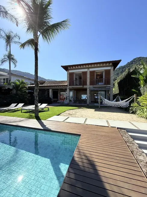 Casa de Condomínio com 6 quartos para alugar, 700m2 em Portogalo, Angra Dos Reis - RJ - imagem 9 Foto 9 de Casa de Condomínio com 6 quartos para alugar, 700m2 em Portogalo, Angra Dos Reis - RJ