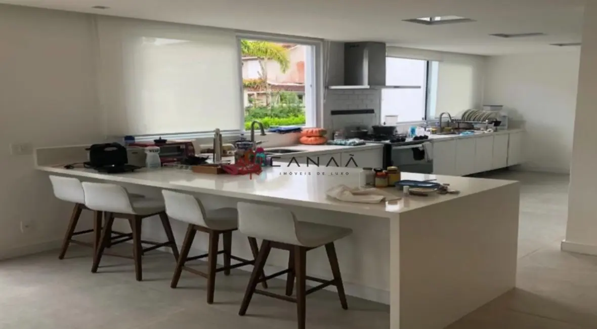 Casa de Condomínio com 8 quartos para alugar, 400m2 em Frade (Cunhambebe), Angra Dos Reis - RJ - imagem 9 Foto 9 de Casa de Condomínio com 8 quartos para alugar, 400m2 em Frade (Cunhambebe), Angra Dos Reis - RJ