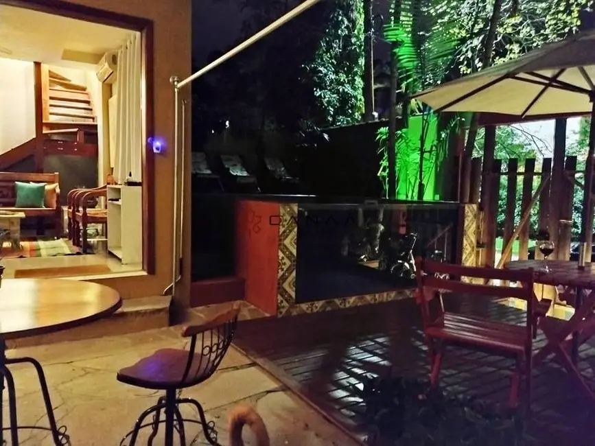 Foto 5 de Casa com 9 quartos à venda, 270m2 em Paraty - RJ