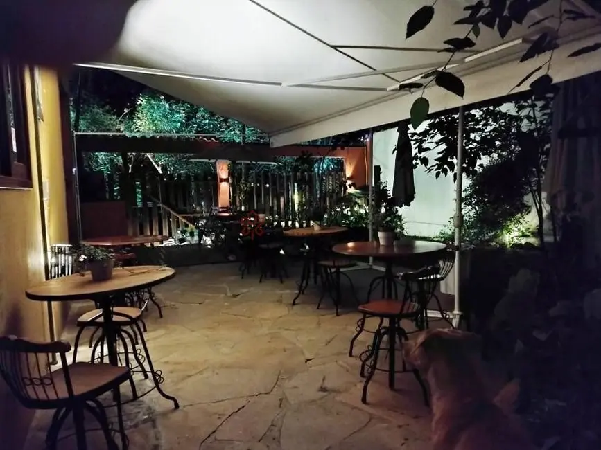 Foto 4 de Casa com 9 quartos à venda, 270m2 em Paraty - RJ