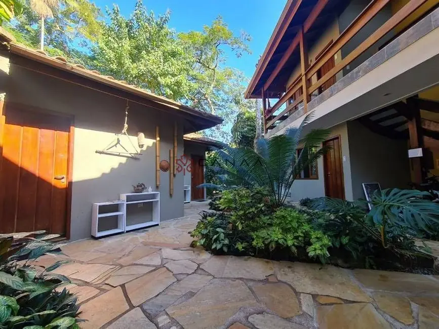 Foto 3 de Casa com 9 quartos à venda, 270m2 em Paraty - RJ