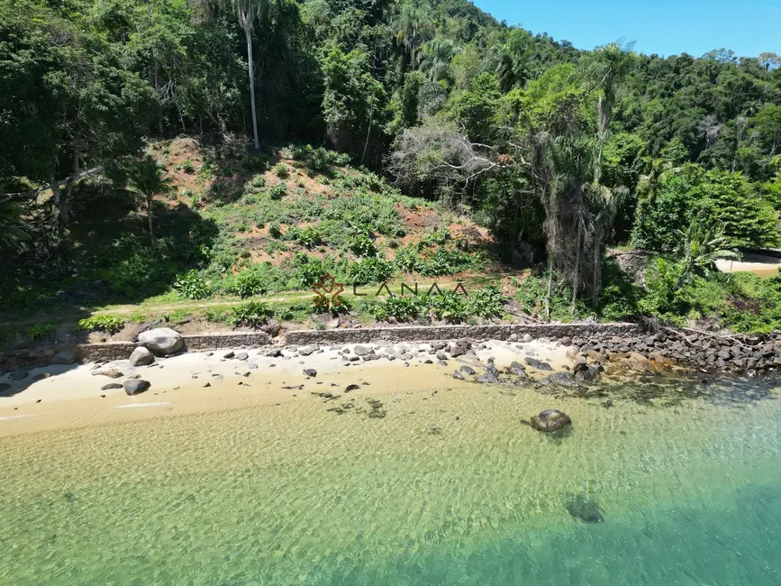 Foto 1 de Terreno / Lote à venda, 12000m2 em Angra Dos Reis - RJ