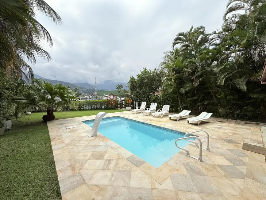 Foto 6 de Casa de Condomínio com 6 quartos à venda, 400m2 em Frade (Cunhambebe), Angra Dos Reis - RJ