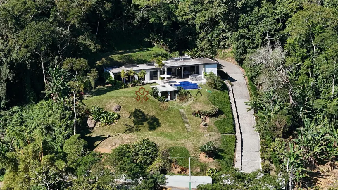 Casa de Condomínio com 5 quartos à venda, 350m2 em Mangaratiba - RJ - imagem 5 Foto 5 de Casa de Condomínio com 5 quartos à venda, 350m2 em Mangaratiba - RJ