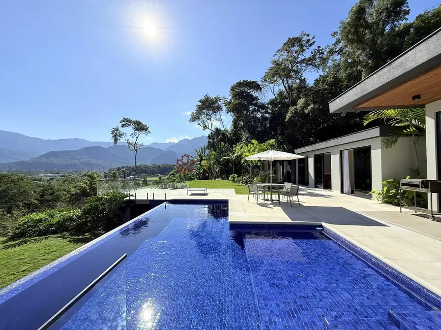 Casa de Condomínio com 5 quartos à venda, 350m2 em Mangaratiba - RJ - imagem 1 Foto 1 de Casa de Condomínio com 5 quartos à venda, 350m2 em Mangaratiba - RJ