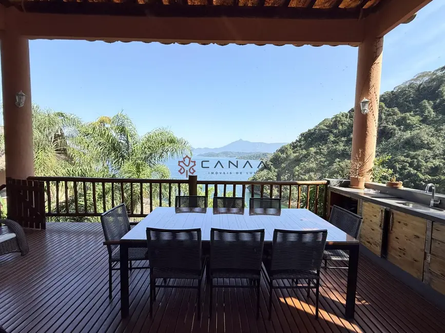 Casa de Condomínio com 4 quartos à venda, 250m2 em Pontal (Cunhambebe), Angra Dos Reis - RJ - imagem 4 Foto 4 de Casa de Condomínio com 4 quartos à venda, 250m2 em Pontal (Cunhambebe), Angra Dos Reis - RJ