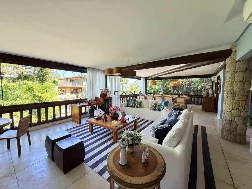 Casa de Condomínio com 4 quartos para alugar, 300m2 em Mombaça, Angra Dos Reis - RJ - imagem 6 Foto 6 de Casa de Condomínio com 4 quartos para alugar, 300m2 em Mombaça, Angra Dos Reis - RJ