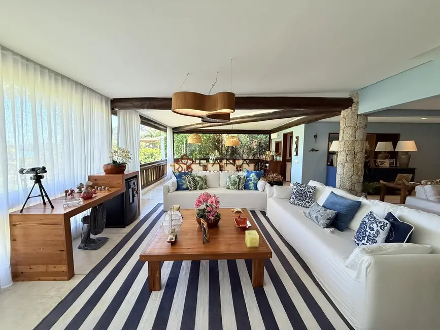Casa de Condomínio com 4 quartos para alugar, 300m2 em Mombaça, Angra Dos Reis - RJ - imagem 4 Foto 4 de Casa de Condomínio com 4 quartos para alugar, 300m2 em Mombaça, Angra Dos Reis - RJ