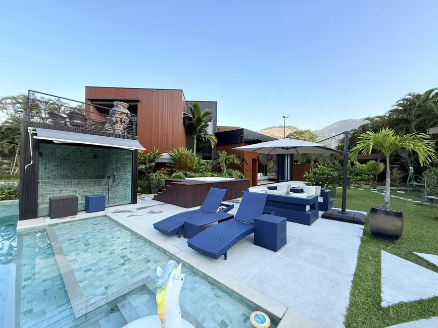 Foto 3 de Casa de Condomínio com 10 quartos à venda, 800m2 em Frade (Cunhambebe), Angra Dos Reis - RJ