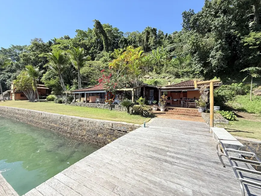 Foto 4 de Casa com 5 quartos à venda, 400m2 em Angra Dos Reis - RJ