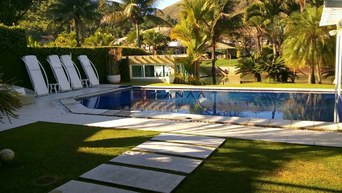 Casa de Condomínio com 8 quartos para alugar, 700m2 em Frade (Cunhambebe), Angra Dos Reis - RJ - imagem 2 Foto 2 de Casa de Condomínio com 8 quartos para alugar, 700m2 em Frade (Cunhambebe), Angra Dos Reis - RJ