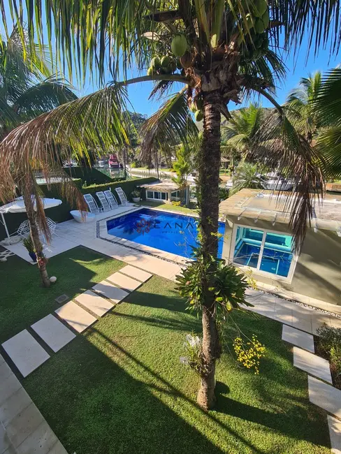 Casa de Condomínio com 8 quartos para alugar, 700m2 em Frade (Cunhambebe), Angra Dos Reis - RJ - imagem 3 Foto 3 de Casa de Condomínio com 8 quartos para alugar, 700m2 em Frade (Cunhambebe), Angra Dos Reis - RJ