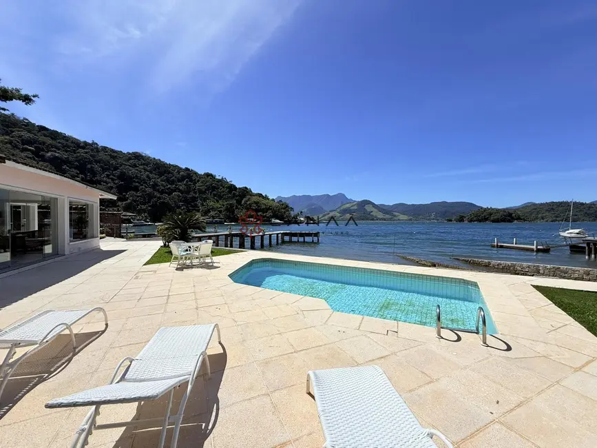 Foto 1 de Casa de Condomínio com 8 quartos à venda, 540m2 em Itanema (Cunhambebe), Angra Dos Reis - RJ