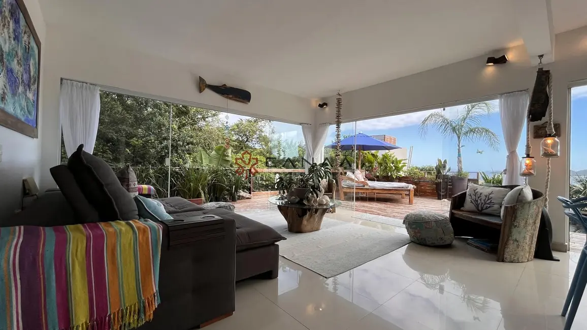 Foto 1 de Casa com 2 quartos à venda, 130m2 em Armacao Dos Buzios - RJ