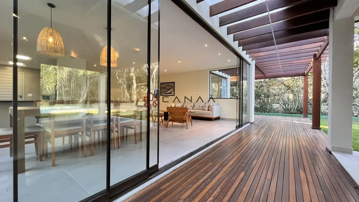 Foto 6 de Casa de Condomínio com 6 quartos à venda, 260m2 em Armacao Dos Buzios - RJ