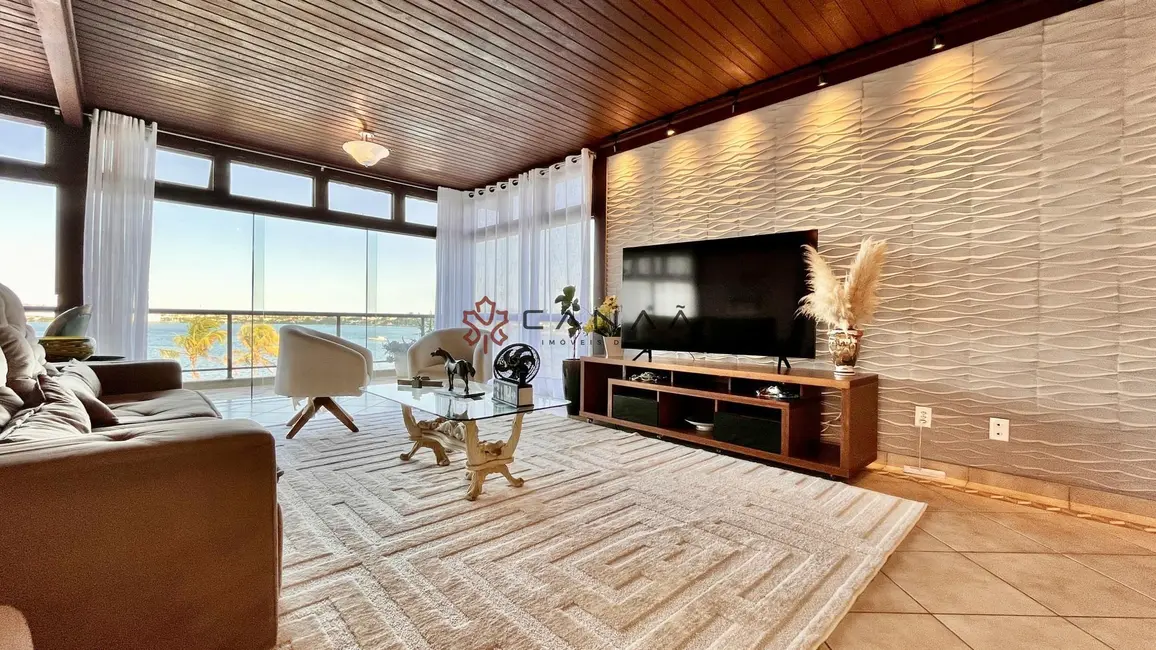 Casa com 5 quartos à venda, 841m2 em Palmeiras, Cabo Frio - RJ - imagem 7 Foto 7 de Casa com 5 quartos à venda, 841m2 em Palmeiras, Cabo Frio - RJ