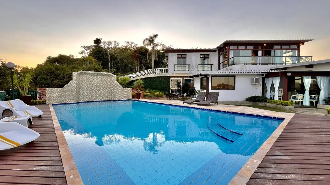 Casa com 5 quartos à venda, 841m2 em Palmeiras, Cabo Frio - RJ - imagem 4 Foto 4 de Casa com 5 quartos à venda, 841m2 em Palmeiras, Cabo Frio - RJ