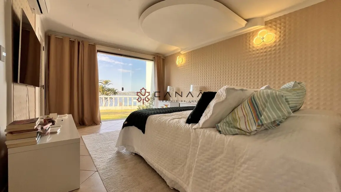 Casa com 5 quartos à venda, 841m2 em Palmeiras, Cabo Frio - RJ - imagem 8 Foto 8 de Casa com 5 quartos à venda, 841m2 em Palmeiras, Cabo Frio - RJ