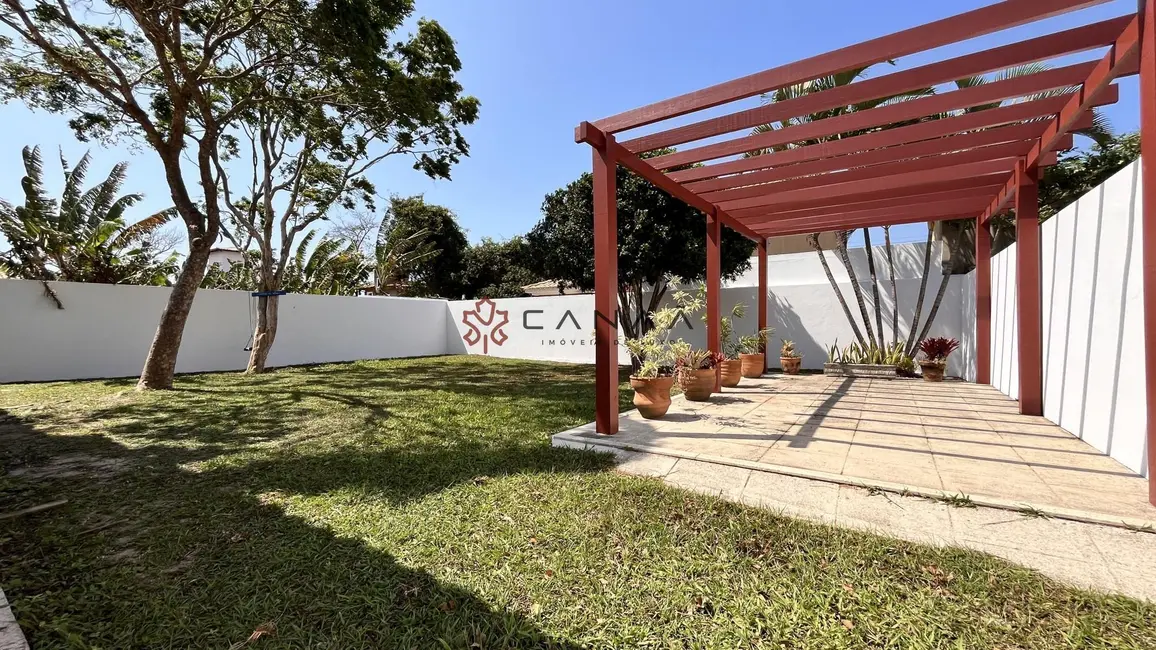 Foto 3 de Casa de Condomínio com 3 quartos à venda, 137m2 em Armacao Dos Buzios - RJ