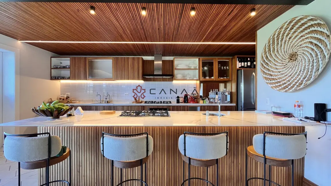 Foto 6 de Casa com 6 quartos à venda, 586m2 em Armacao Dos Buzios - RJ