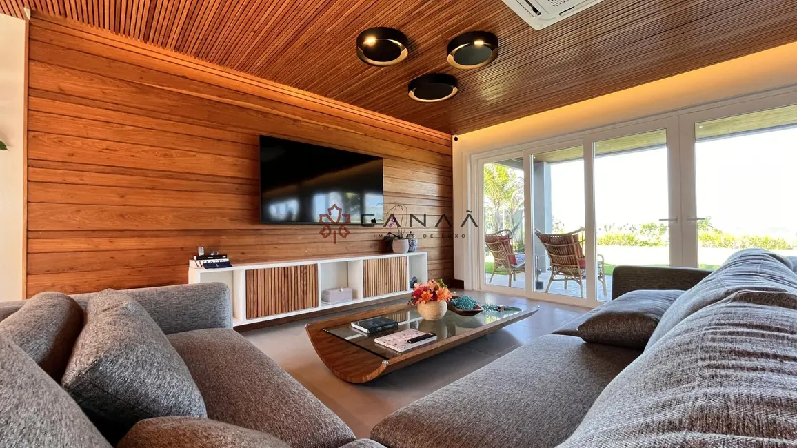 Foto 4 de Casa com 6 quartos à venda, 586m2 em Armacao Dos Buzios - RJ