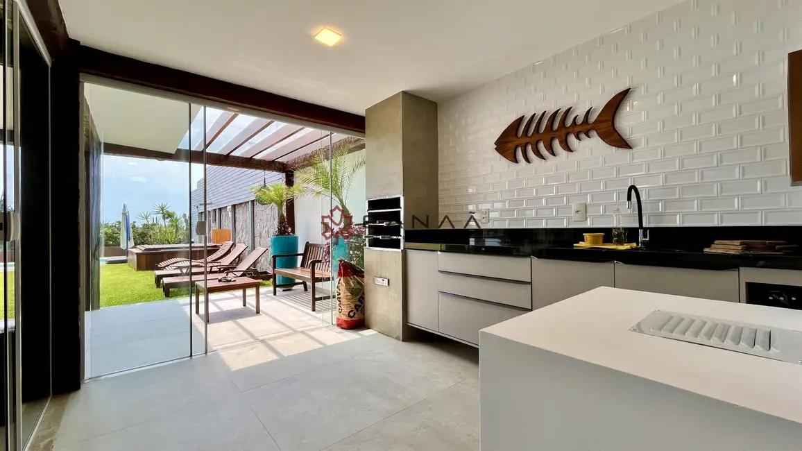 Foto 9 de Casa de Condomínio com 4 quartos à venda, 600m2 em Armacao Dos Buzios - RJ