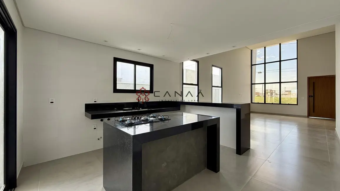 Casa de Condomínio com 3 quartos à venda, 182m2 em Ogiva, Cabo Frio - RJ - imagem 7 Foto 7 de Casa de Condomínio com 3 quartos à venda, 182m2 em Ogiva, Cabo Frio - RJ