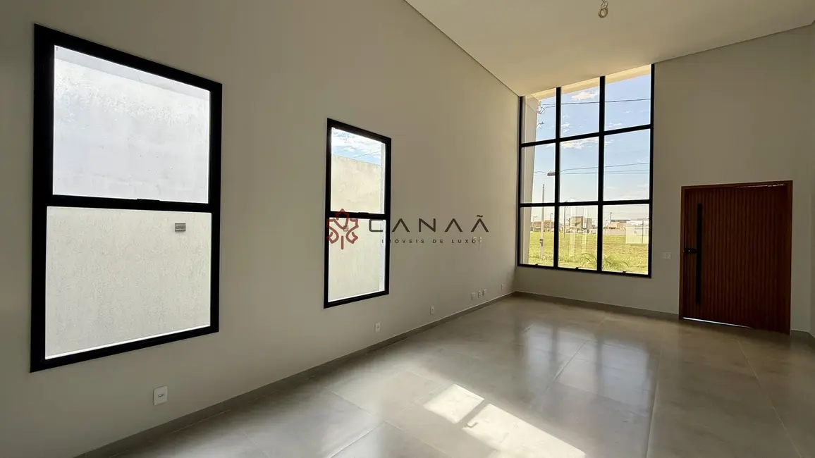 Casa de Condomínio com 3 quartos à venda, 182m2 em Ogiva, Cabo Frio - RJ - imagem 3 Foto 3 de Casa de Condomínio com 3 quartos à venda, 182m2 em Ogiva, Cabo Frio - RJ