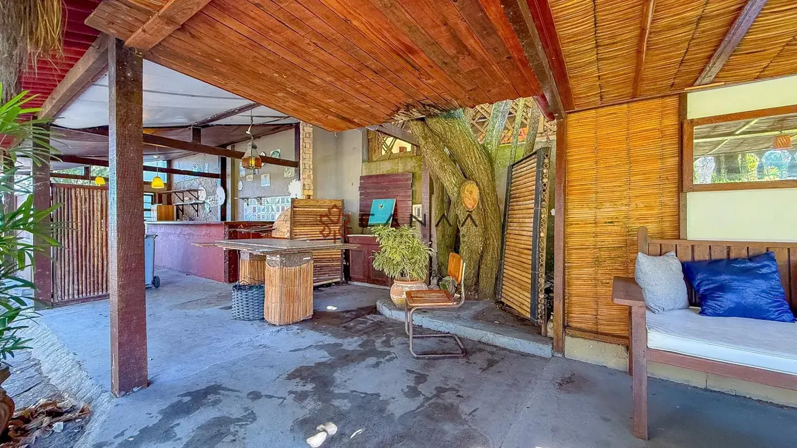 Foto 6 de Casa com 6 quartos à venda, 400m2 em Armacao Dos Buzios - RJ