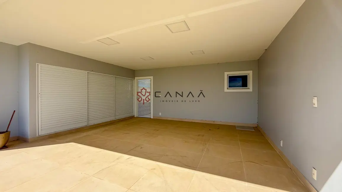 Foto 3 de Casa de Condomínio com 4 quartos à venda, 280m2 em Ogiva, Cabo Frio - RJ