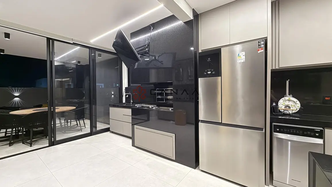 Foto 8 de Casa de Condomínio com 4 quartos à venda, 250m2 em Ogiva, Cabo Frio - RJ