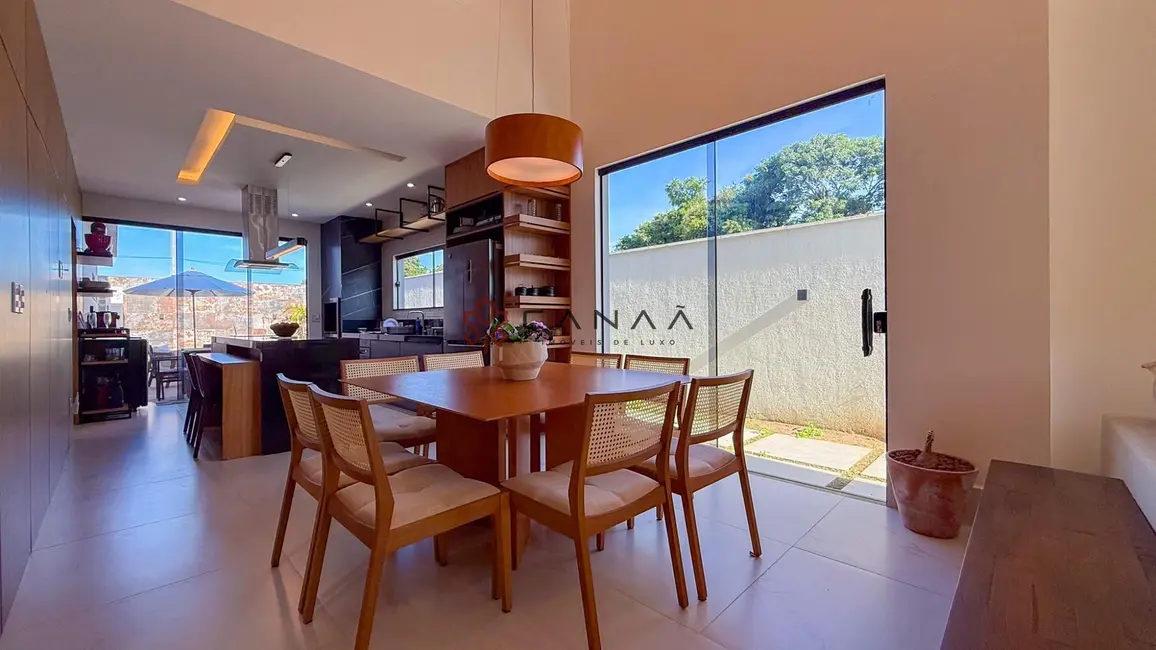 Foto 7 de Casa de Condomínio com 4 quartos à venda, 199m2 em Ogiva, Cabo Frio - RJ