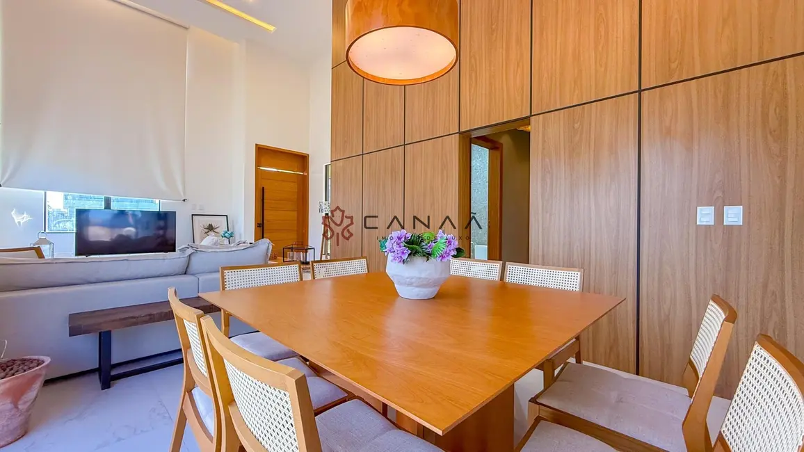 Foto 8 de Casa de Condomínio com 4 quartos à venda, 199m2 em Ogiva, Cabo Frio - RJ