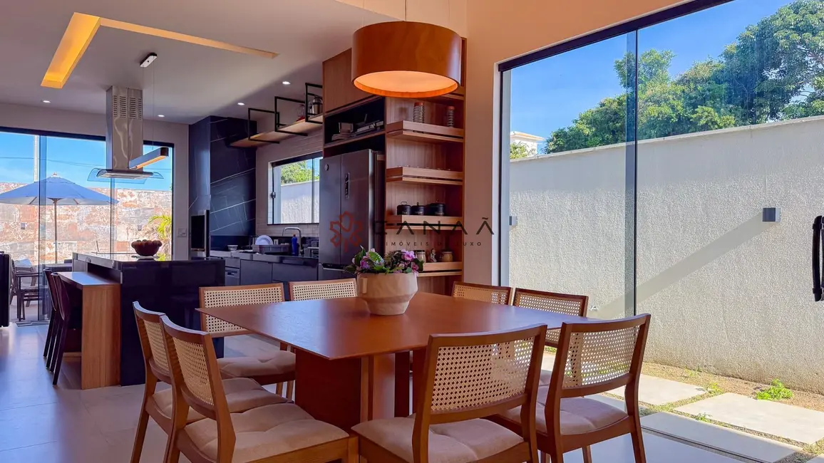 Foto 5 de Casa de Condomínio com 4 quartos à venda, 199m2 em Ogiva, Cabo Frio - RJ