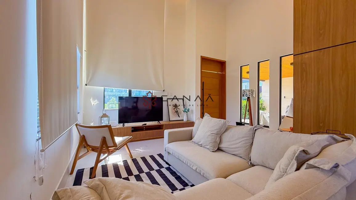 Foto 6 de Casa de Condomínio com 4 quartos à venda, 199m2 em Ogiva, Cabo Frio - RJ