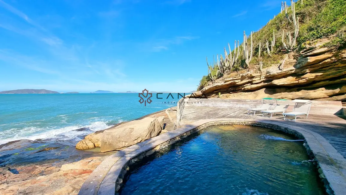 Foto 3 de Casa com 5 quartos à venda, 500m2 em Armacao Dos Buzios - RJ