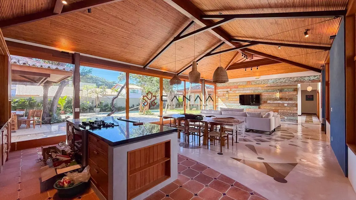 Foto 2 de Casa com 5 quartos à venda, 550m2 em Armacao Dos Buzios - RJ