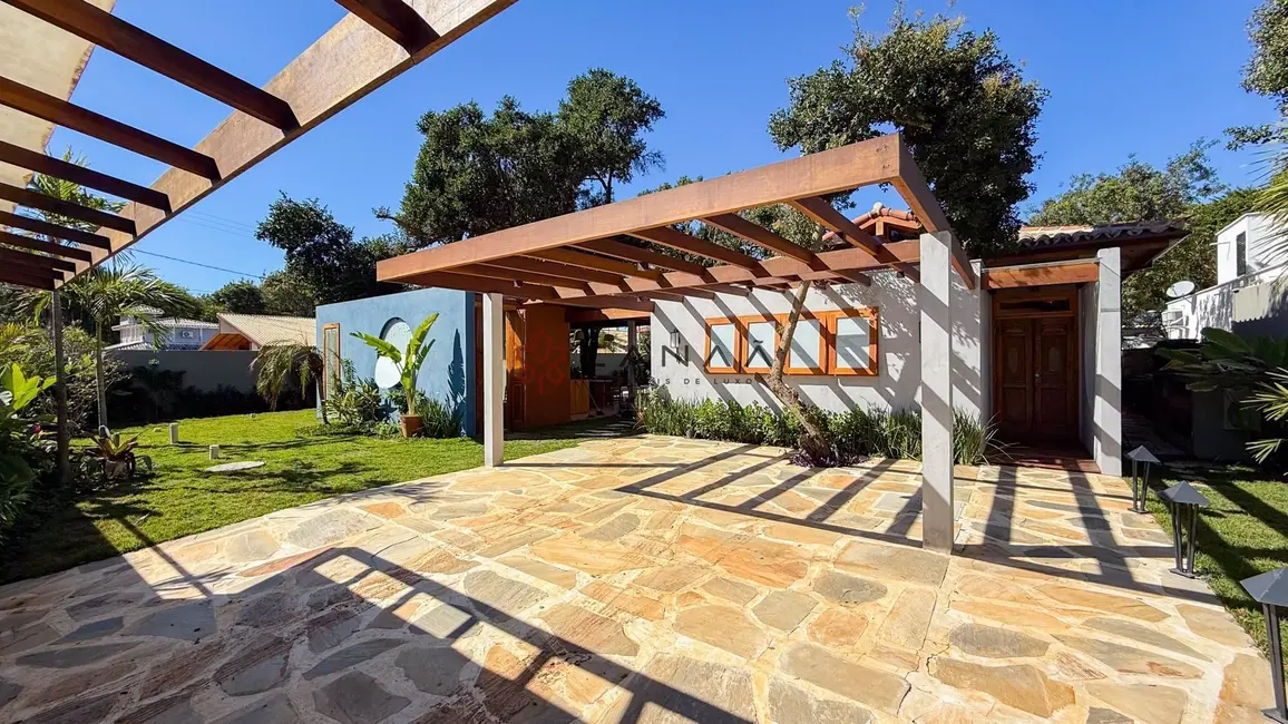 Foto 4 de Casa com 5 quartos à venda, 550m2 em Armacao Dos Buzios - RJ