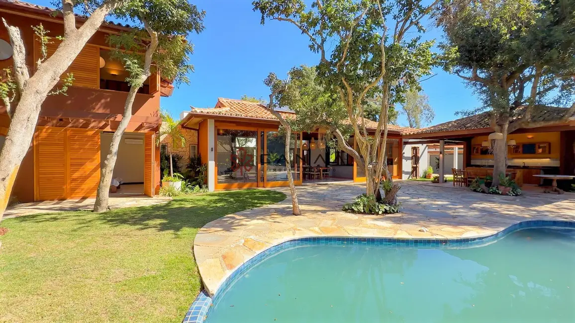 Foto 3 de Casa com 5 quartos à venda, 550m2 em Armacao Dos Buzios - RJ