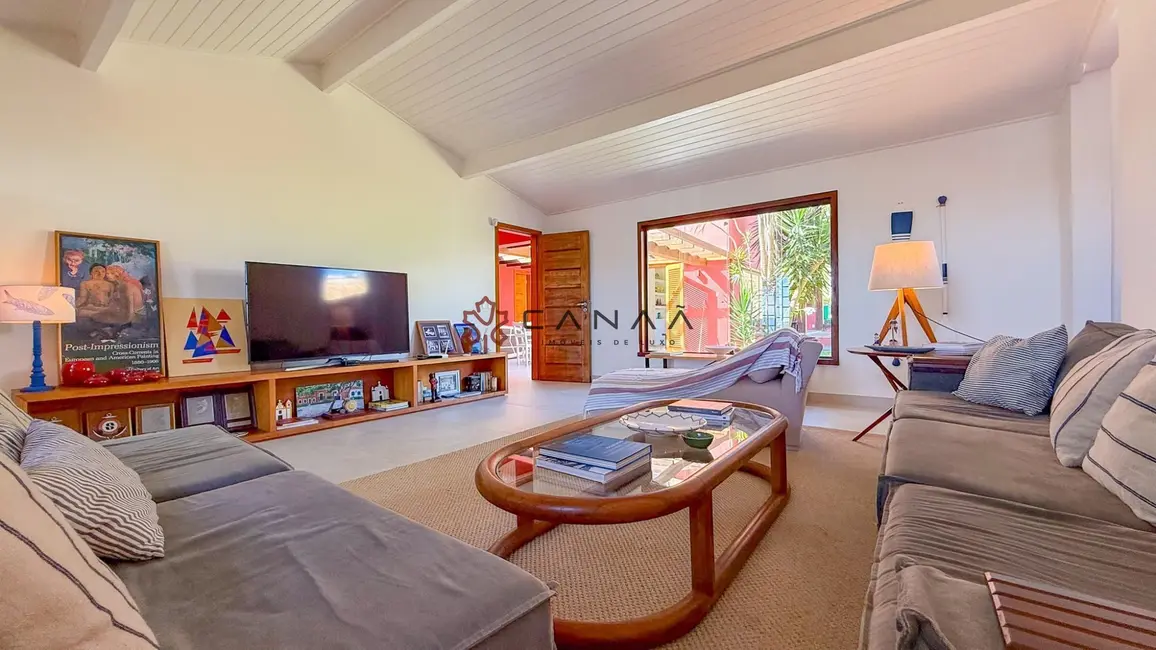 Foto 8 de Casa com 6 quartos à venda, 330m2 em Armacao Dos Buzios - RJ