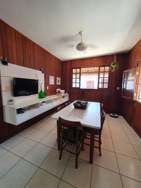 Foto 8 de Casa com 4 quartos à venda, 460m2 em Praia do Siqueira, Cabo Frio - RJ