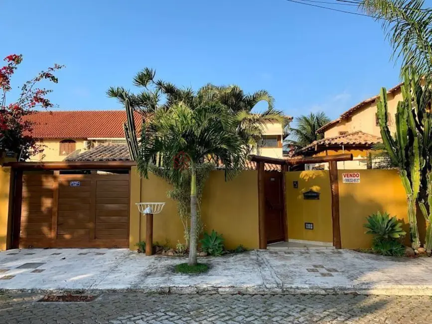 Casa com 3 quartos à venda, 300m2 em Portinho, Cabo Frio - RJ - imagem 2 Foto 2 de Casa com 3 quartos à venda, 300m2 em Portinho, Cabo Frio - RJ