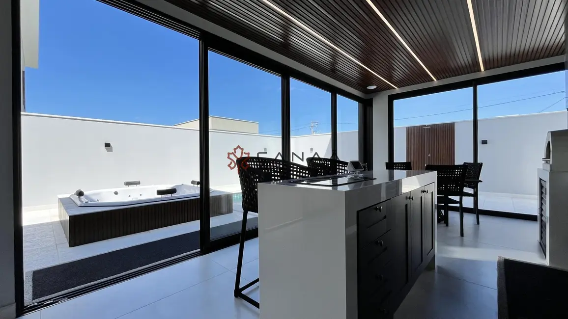 Foto 8 de Casa de Condomínio com 3 quartos à venda, 310m2 em Ogiva, Cabo Frio - RJ