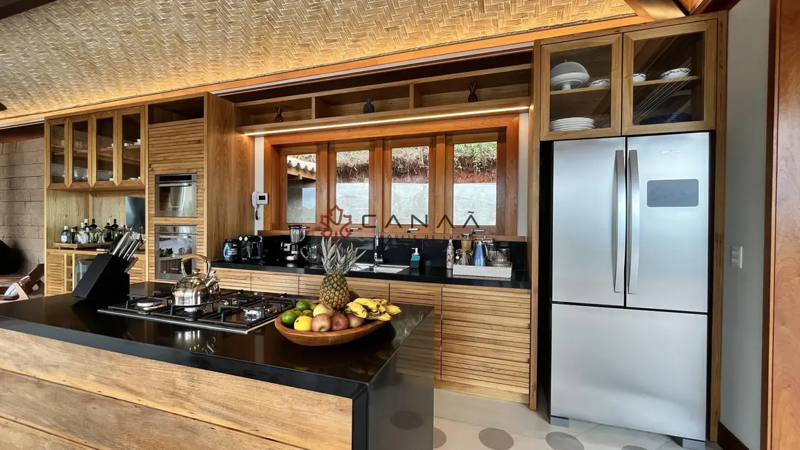 Foto 9 de Casa com 6 quartos à venda, 263m2 em Armacao Dos Buzios - RJ