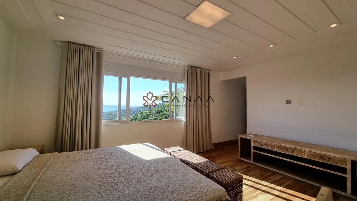 Foto 9 de Casa de Condomínio com 6 quartos à venda, 800m2 em Armacao Dos Buzios - RJ