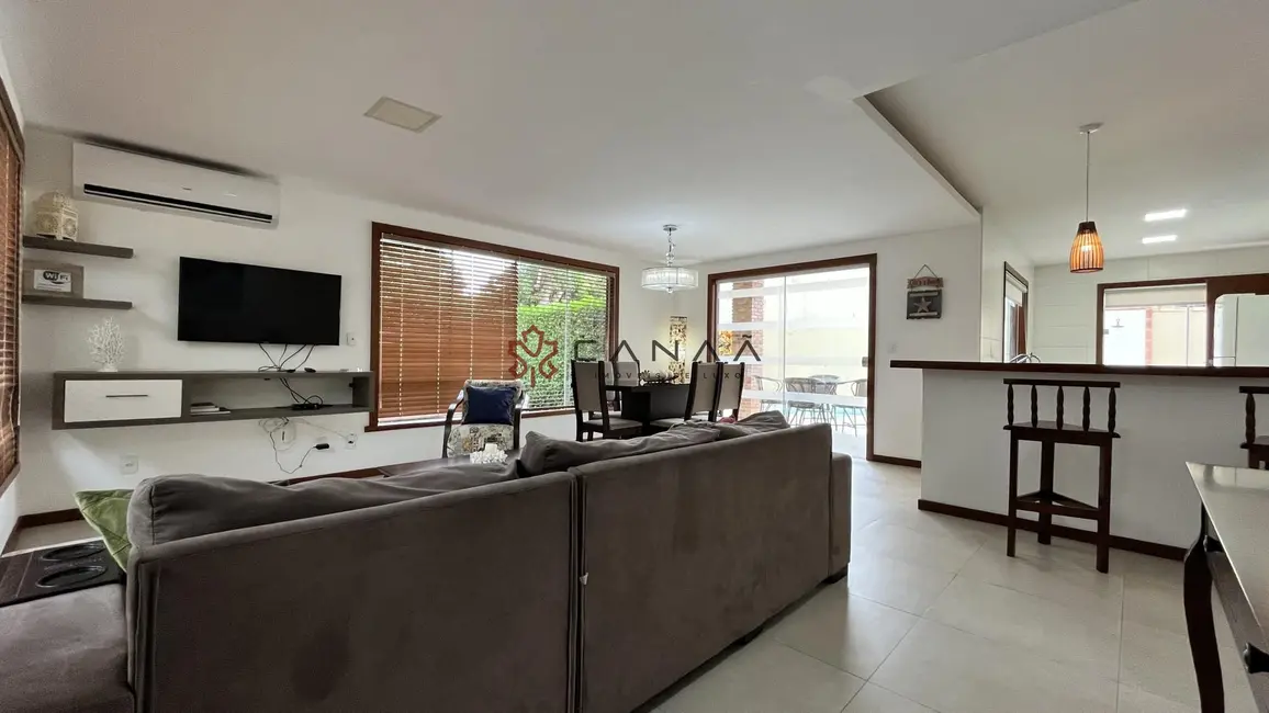 Foto 8 de Casa de Condomínio com 4 quartos à venda, 250m2 em Armacao Dos Buzios - RJ