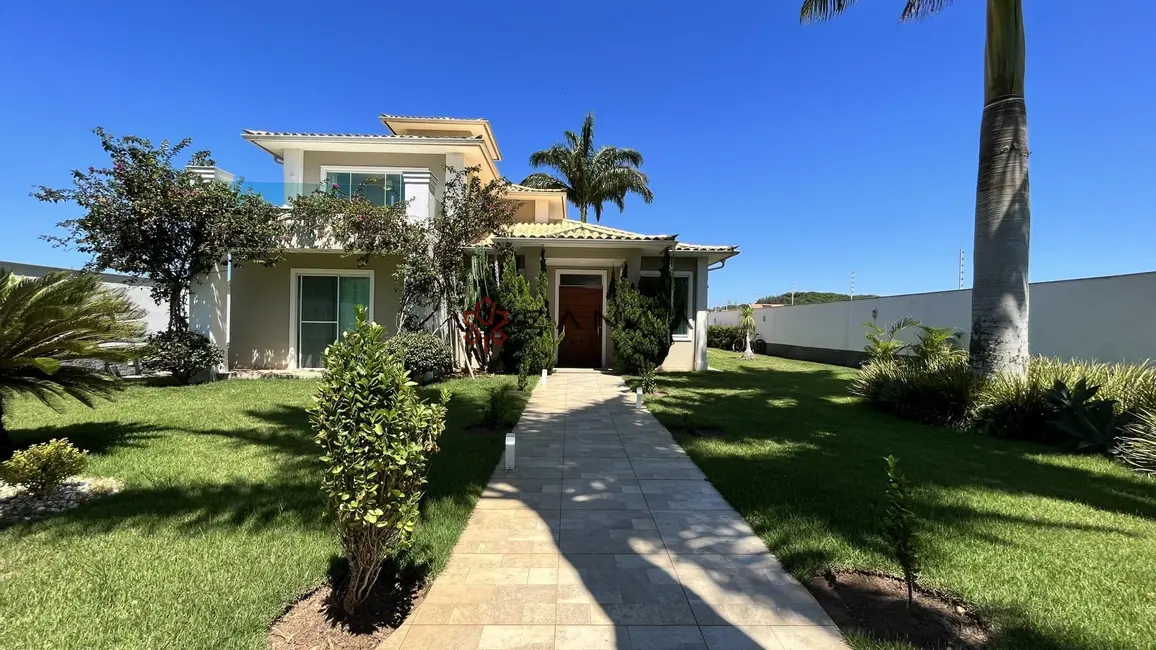 Foto 1 de Casa com 4 quartos à venda, 350m2 em Armacao Dos Buzios - RJ