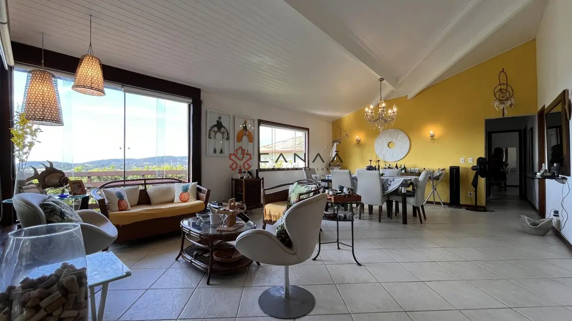 Foto 8 de Casa de Condomínio com 4 quartos à venda, 330m2 em Armacao Dos Buzios - RJ