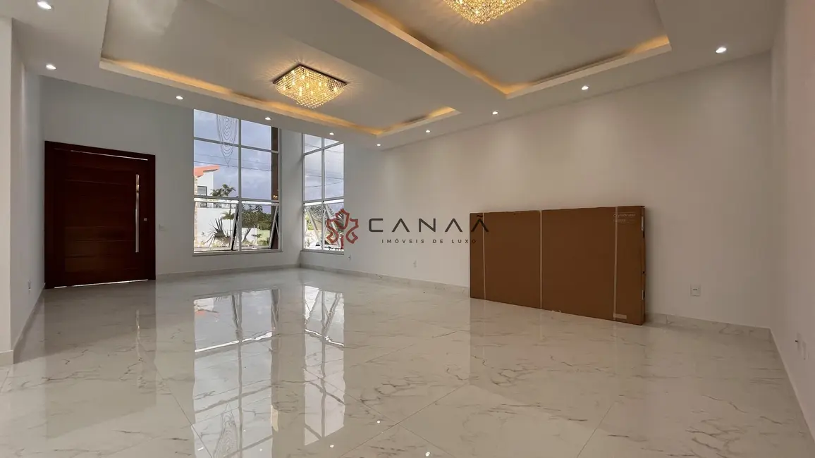 Casa de Condomínio com 4 quartos à venda, 400m2 em Ogiva, Cabo Frio - RJ - imagem 5 Foto 5 de Casa de Condomínio com 4 quartos à venda, 400m2 em Ogiva, Cabo Frio - RJ